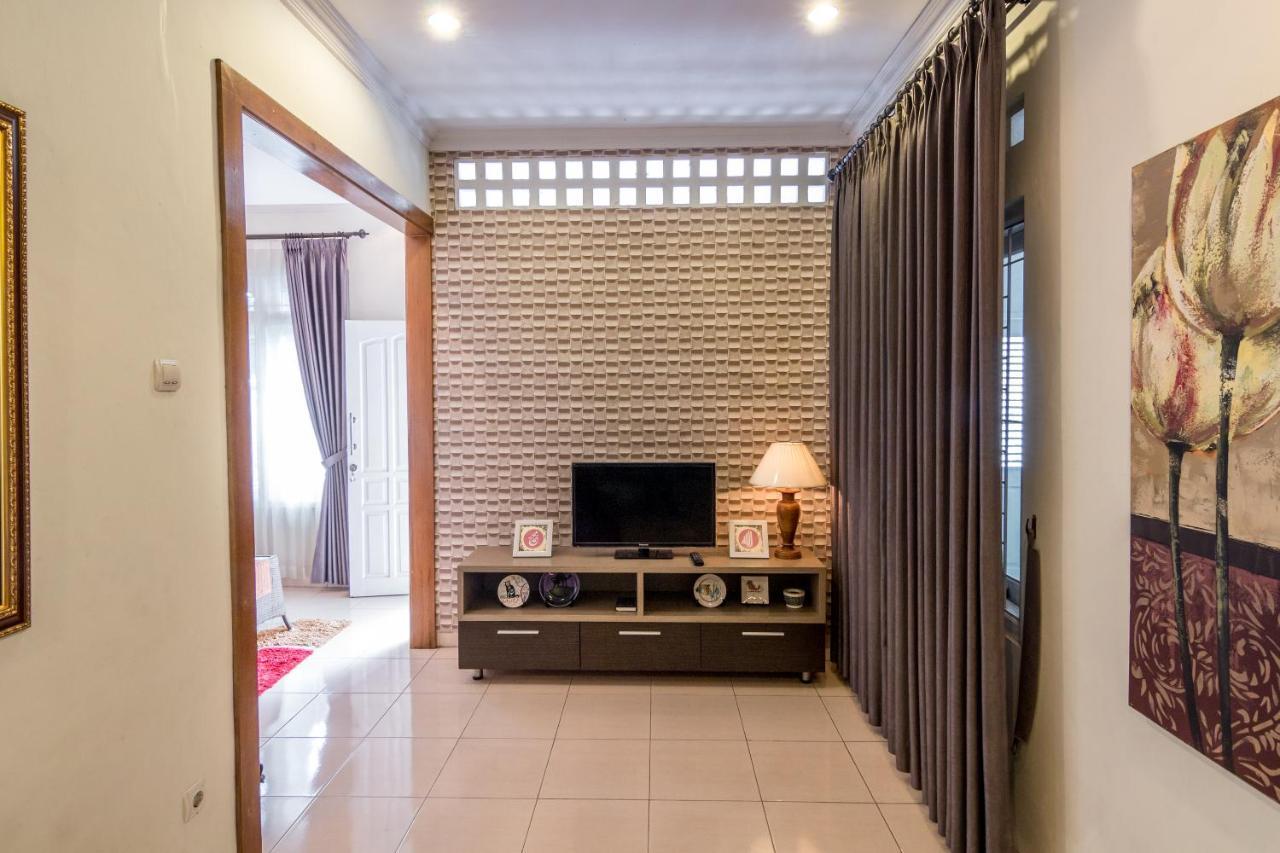 Roemah Noni By Bukit Vista Holiday home